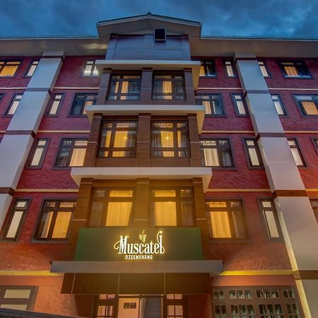 Muscatel Central Hotel - Dzeemkhang جانجتوك المظهر الخارجي الصورة