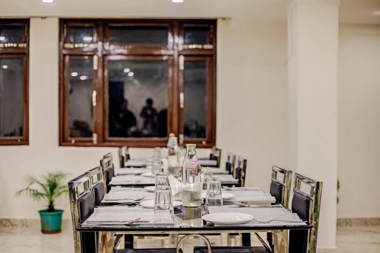 Muscatel Central Hotel - Dzeemkhang جانجتوك المظهر الخارجي الصورة