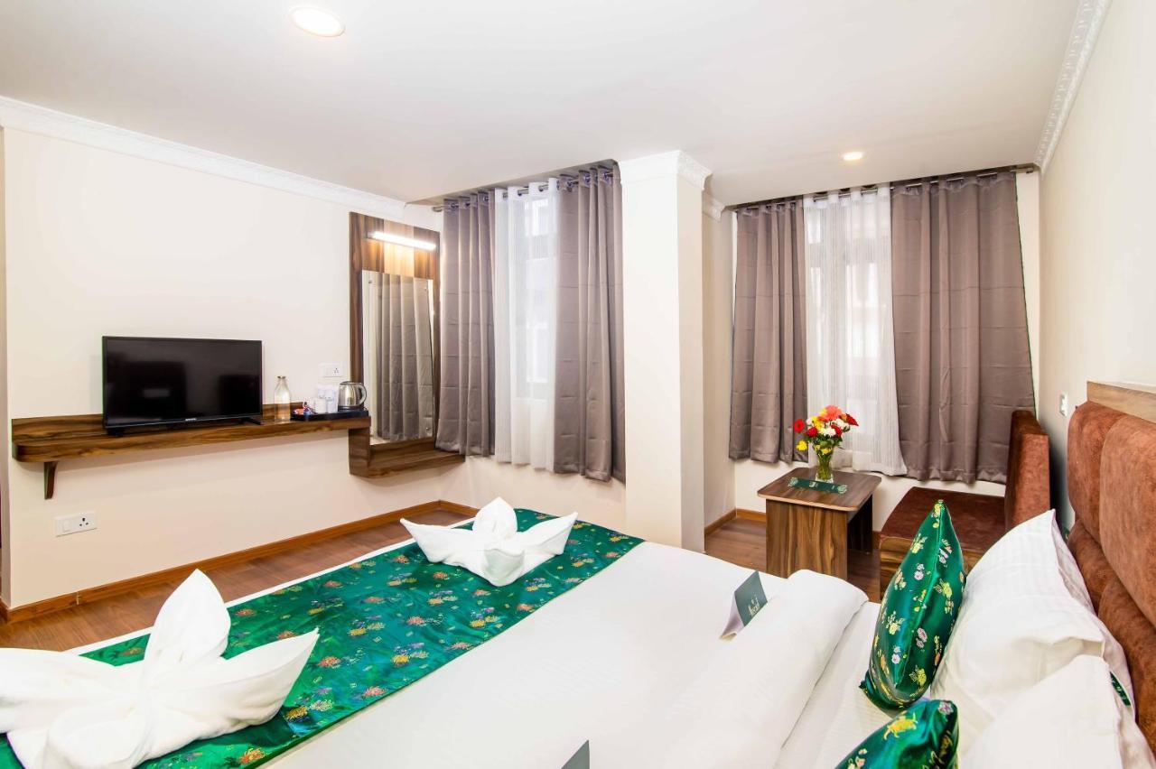 Muscatel Central Hotel - Dzeemkhang جانجتوك المظهر الخارجي الصورة