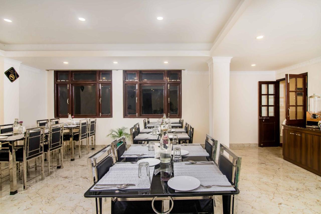 Muscatel Central Hotel - Dzeemkhang جانجتوك المظهر الخارجي الصورة