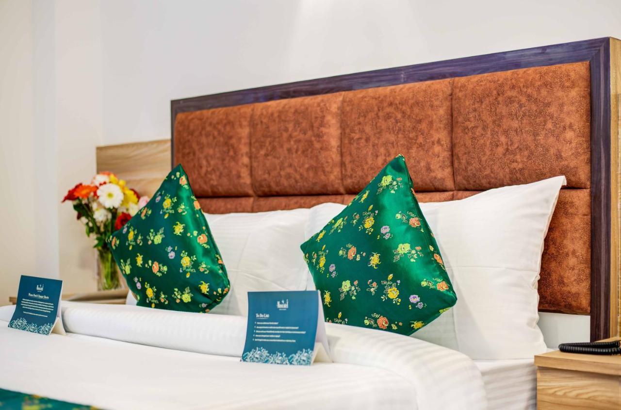 Muscatel Central Hotel - Dzeemkhang جانجتوك المظهر الخارجي الصورة