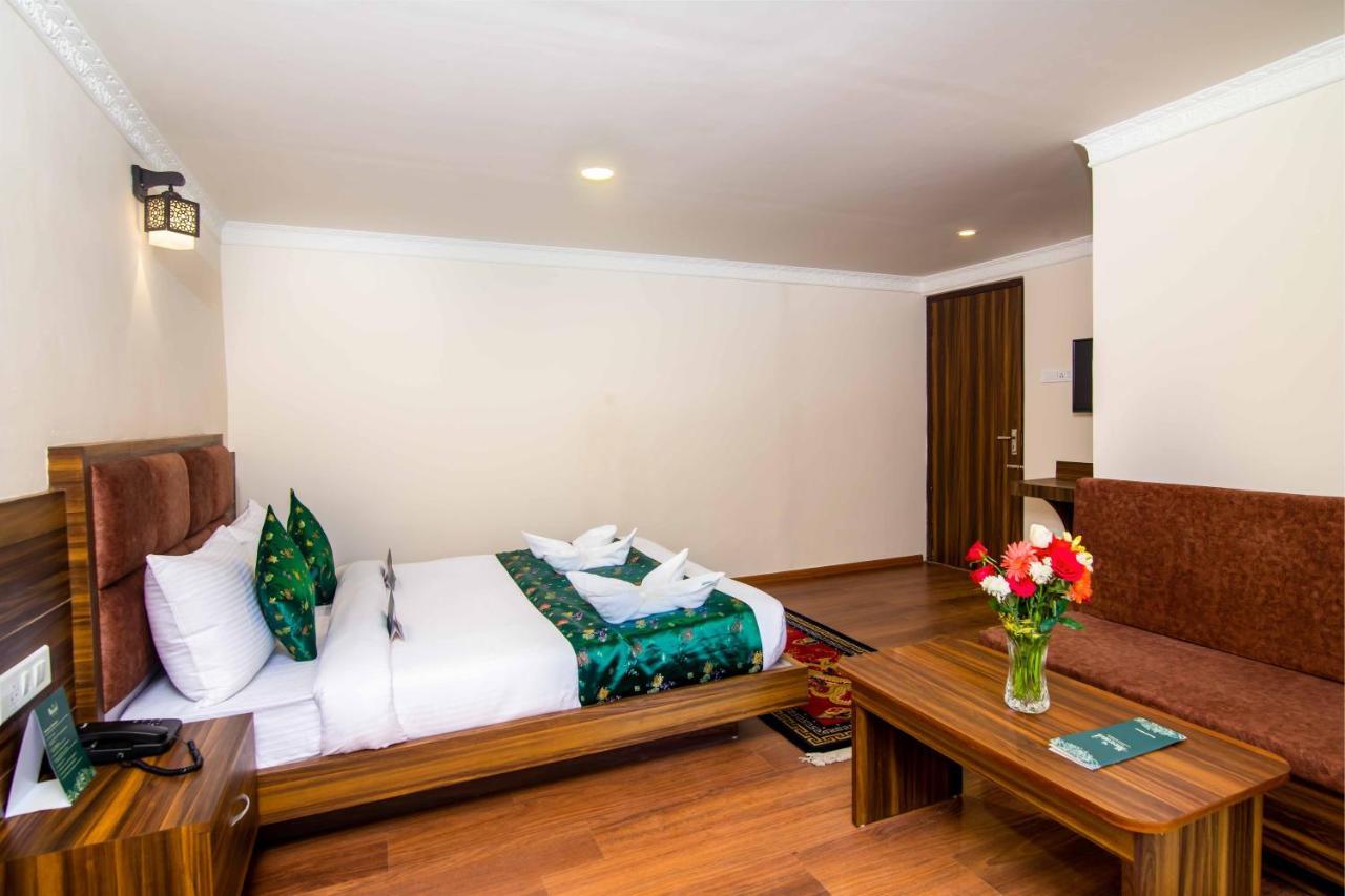 Muscatel Central Hotel - Dzeemkhang جانجتوك المظهر الخارجي الصورة