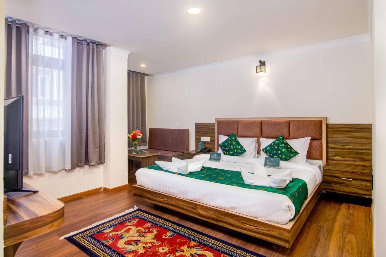 Muscatel Central Hotel - Dzeemkhang جانجتوك المظهر الخارجي الصورة