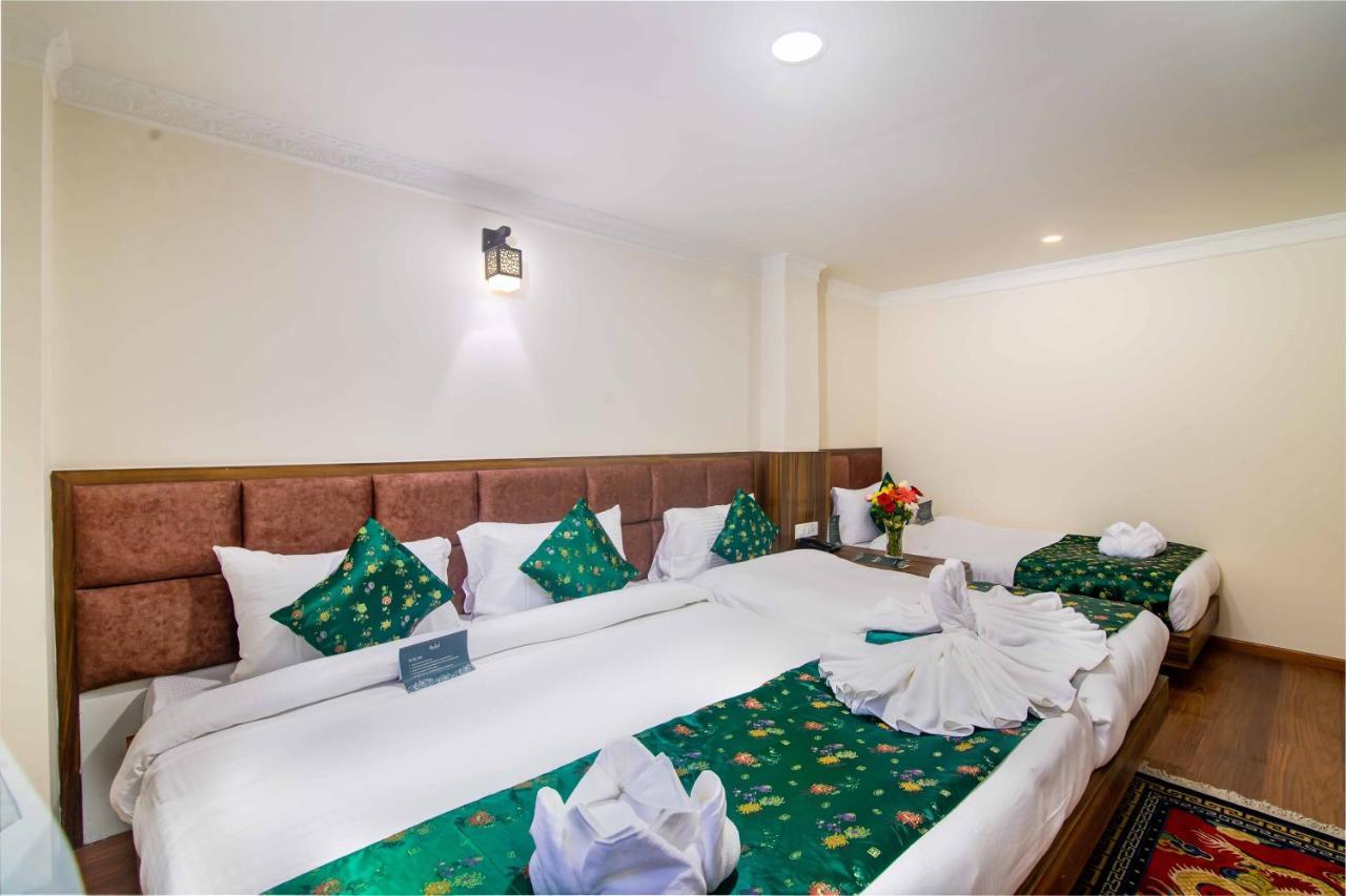 Muscatel Central Hotel - Dzeemkhang جانجتوك المظهر الخارجي الصورة