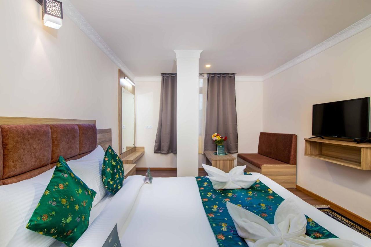 Muscatel Central Hotel - Dzeemkhang جانجتوك المظهر الخارجي الصورة