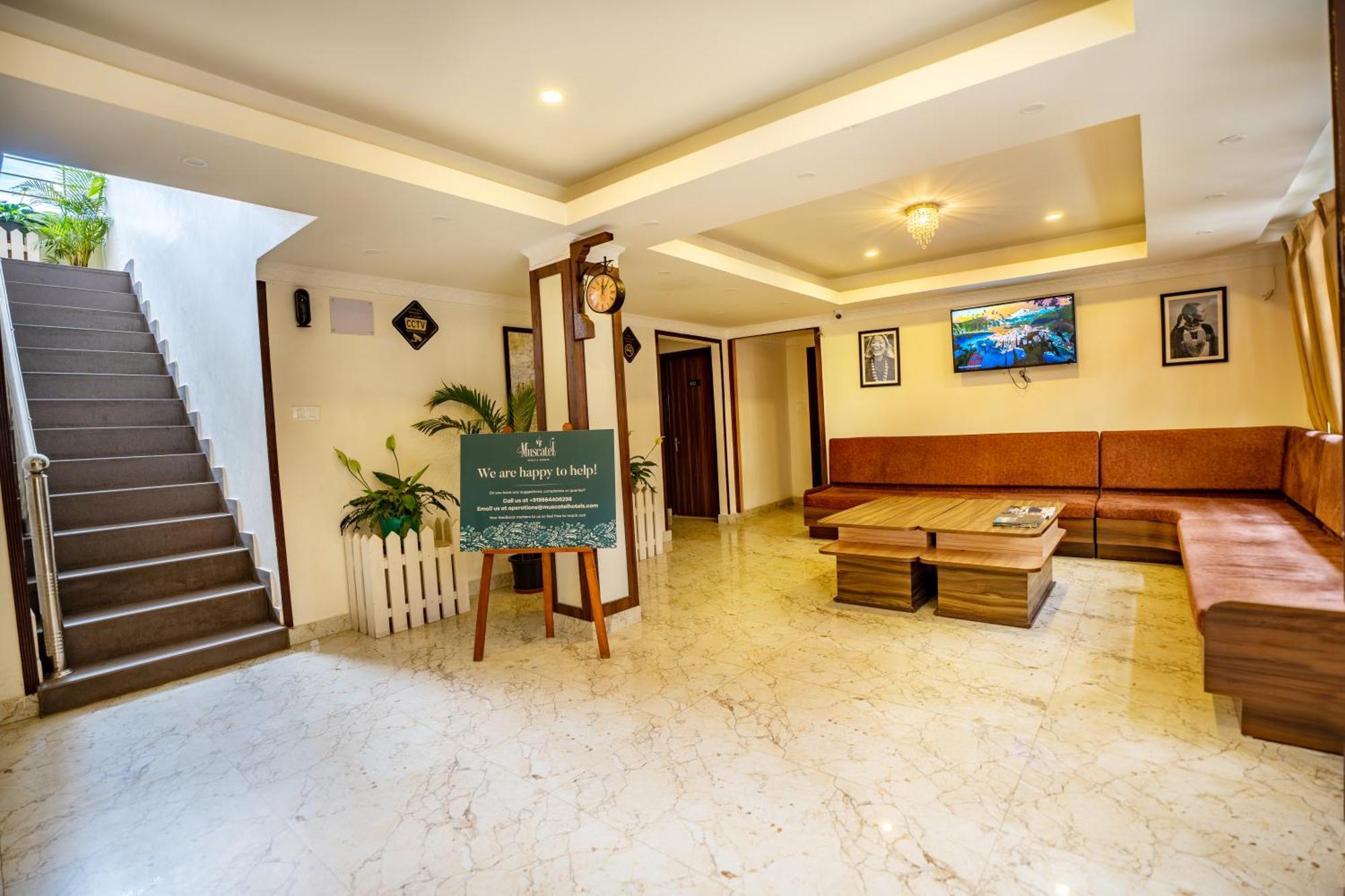 Muscatel Central Hotel - Dzeemkhang جانجتوك المظهر الخارجي الصورة